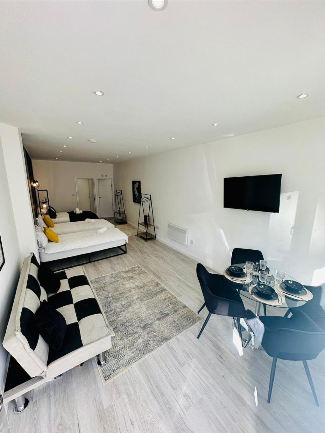 High Standard Perfect For Tourists! Appartamento *